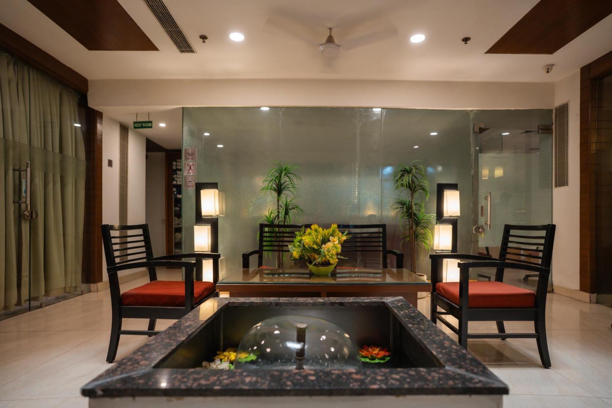 Ahuja Residency Cyber City II Gurgaon Esterno foto